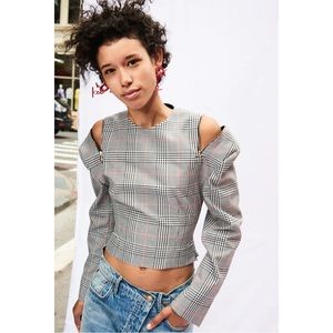 NWOT MONSE Glen Deconstructed Grey Red Black Plaid Shoulder Zipper Top, Size 4